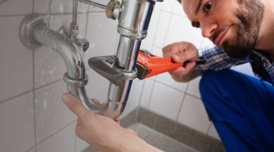 Expert burst pipe repair services in Terrell, TX